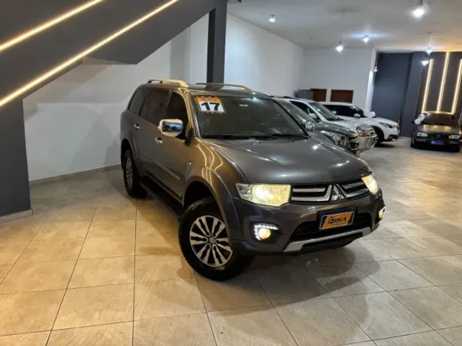 Mitsubishi Pajero HPE 3.2 4X4 T.i. Dies. 5P Aut. 2017