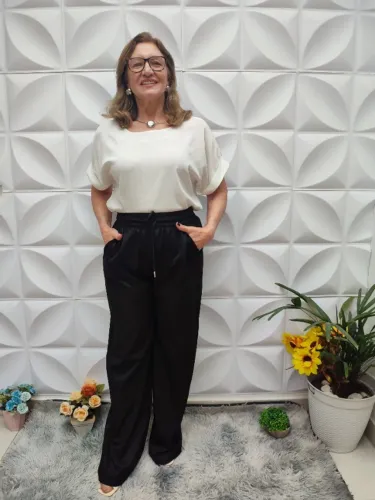 Calça Alfaiataria Feminina - Elegância e Sofisticação para Qualquer Ocasião!
