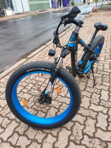 Fat Bike _ Bicicleta Elétrica aro 26 com bateria 48v, revisada e pronta pra uso.