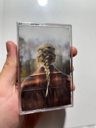 Fita K7 Evermore - Taylor Swift