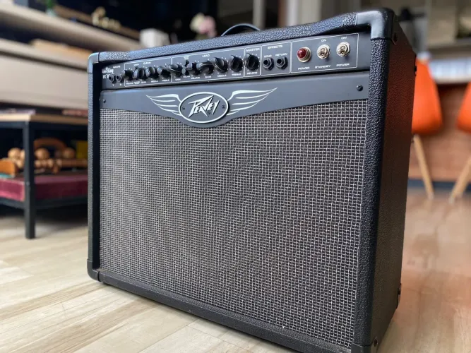 Peavey válvulado 50