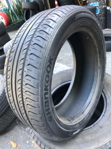 Pneu Hankook 245/50R18 - Ótimo estado! Peça única