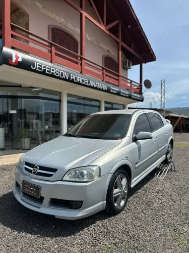 Chevrolet Astra GSI 2.0 16V 136cv Hatchback 5P 2005