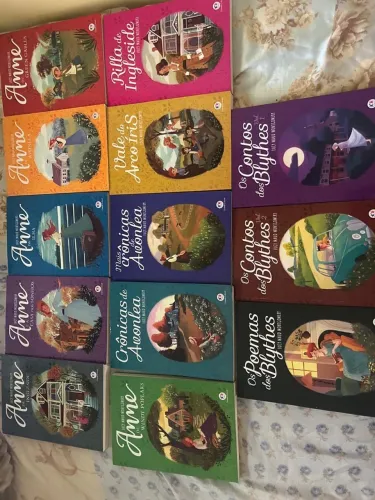 Coleção de 13 livros Anne Gables