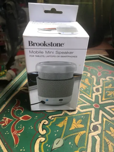 Brookstone Móbile Mini Speaker