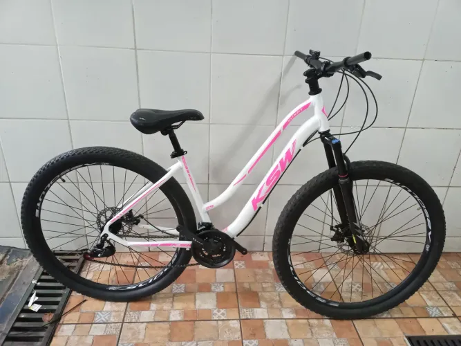 Bicicleta de ALUMÍNIO aro 29 freio a disco 21 velocidades tamanho M 17
