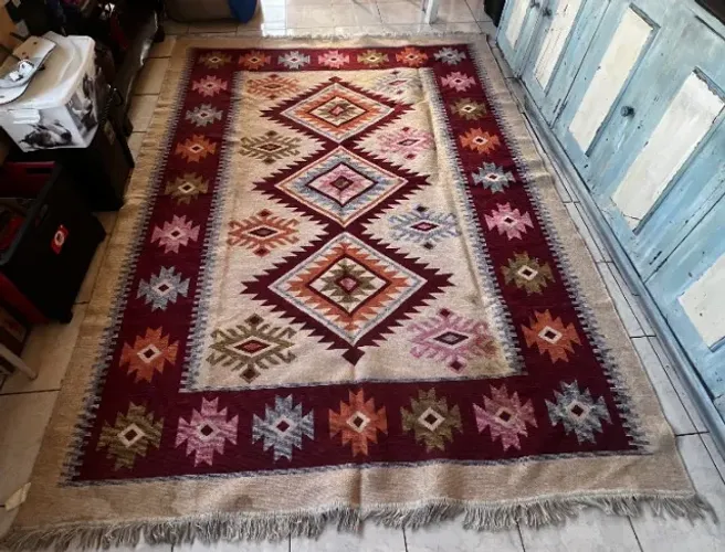 Tapete Tipo(Kilin) / Tribal - 2,40 x 1,90 