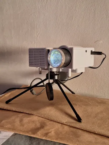 Projetor de Led Chinês mini