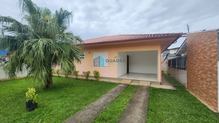 Casa com 3 dormitórios para alugar, 100 m² por R$ 4.600,00/mês - Cacupé - Florianópolis/SC