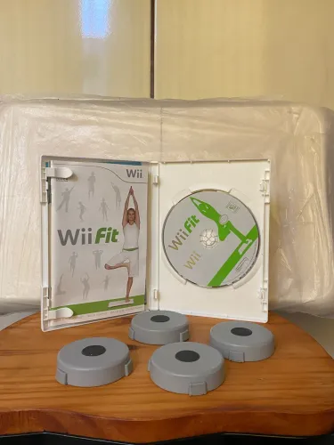 Jogo Wii Fit completo + Balança e pezinhos Nintendo wii