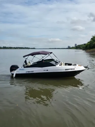 Lancha Focker 210 FX 2021 com Motor Mercury Pro XS 150HP