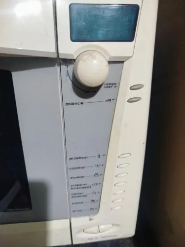 Micro-ondas Brastemp Jet Defrost 27 Litros