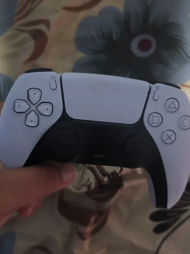 Vendo ps5 slim digital conservado