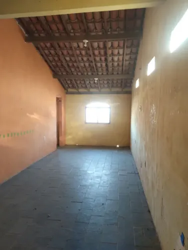 Vendo ou troco boa casa de dois andaresa