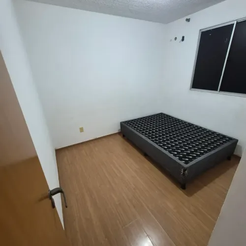 Apartamento 2/4 na avenida Artemia pires