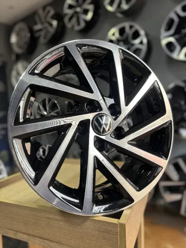 Rodas R-Seven aro 15 5x100 - R$ 2.490,00
