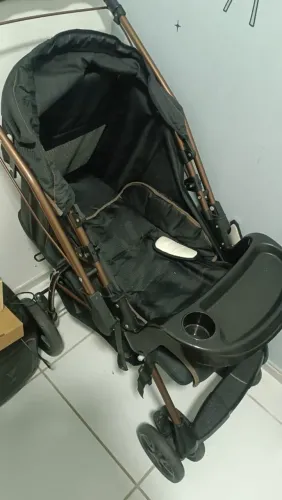 Bebê Conforto + Carrinho De bebê Galzerano