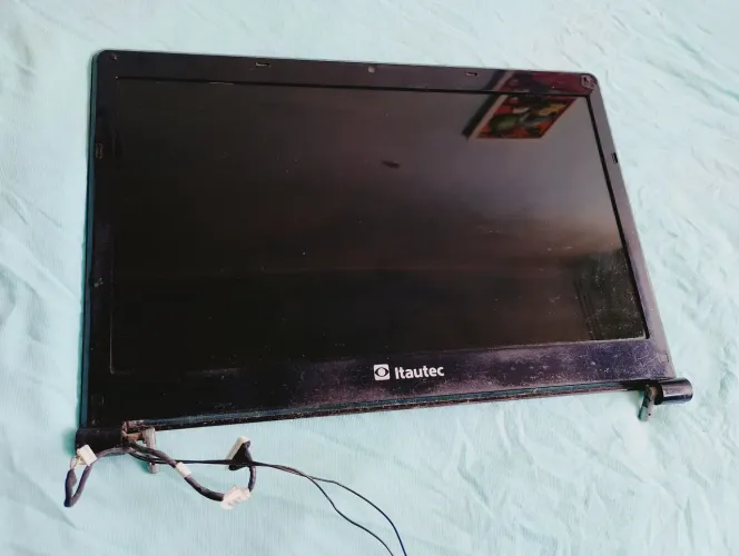 Tela de notebook 14 pol para projetos e adaptações