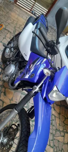 Linda xtz 125 em ótimo estado