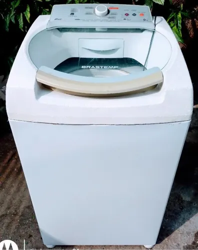 Vendo máquina Brastemp 9kg funcionando perfeitamente aceito cartão