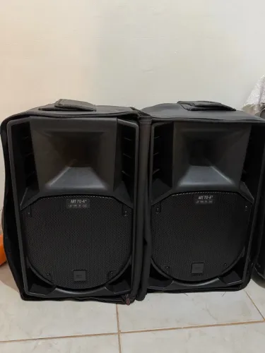 VENDO - Par De Caixa De Som RCF ART 712 - A. 
