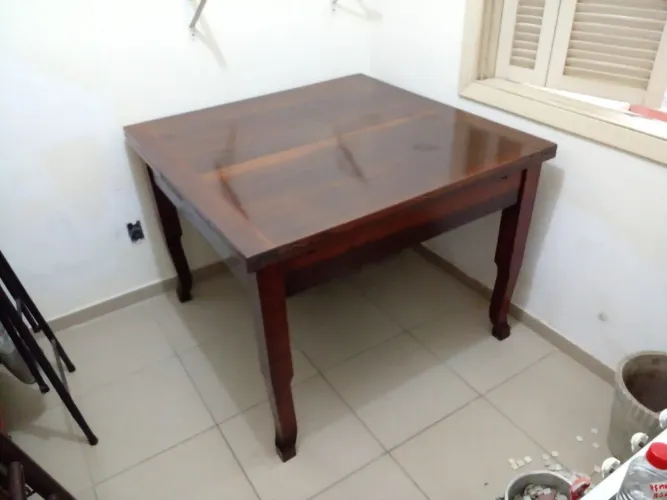 Mesa jantar extensível madeira maciça reg Berrini