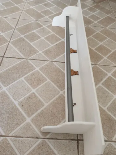 Prateleira quarto de bebê 