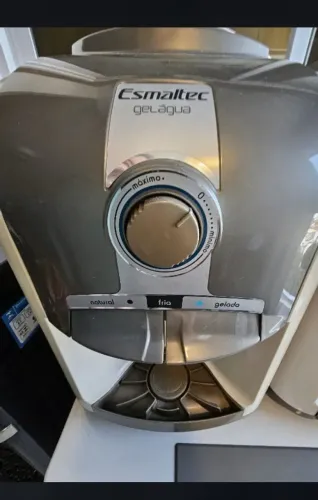 Gelagua Esmaltec bancada seminovo
