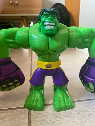 Boneco Hulk 