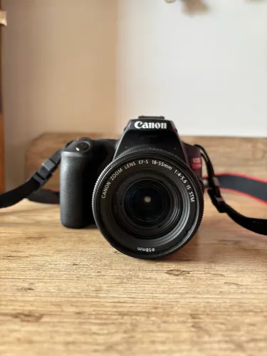 Canon SL3