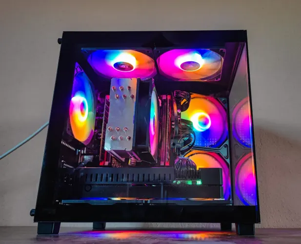 [NOVO] PC Gamer Aquário RX 5700 8GB | Xeon E5-2682 v4 | 16GB RAM