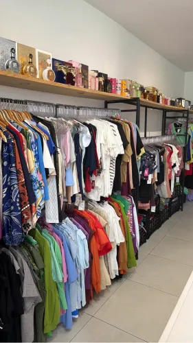 Vendo roupas no atacado 