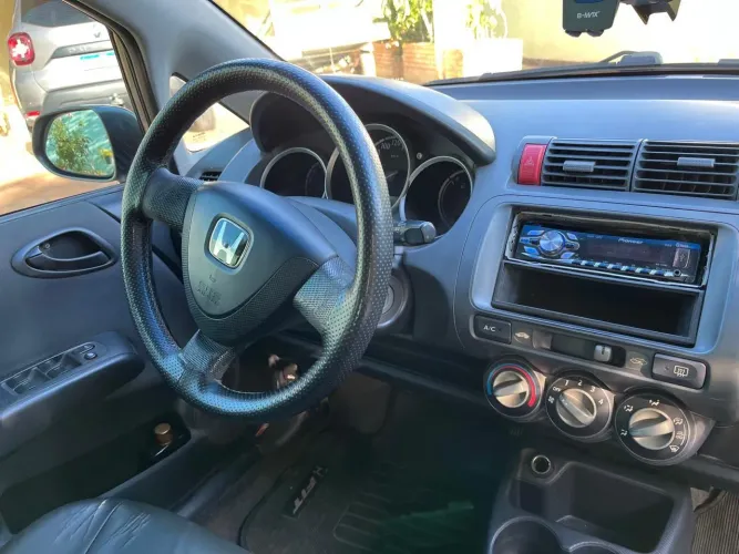 Honda Fit LX 1.4/ 1.4 Flex 8v/16v 5P Mec. 2004