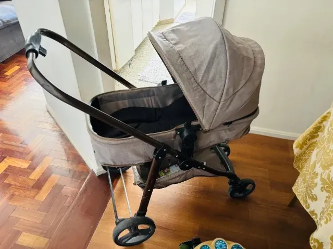 Vendo carrinho de bebê da Galzerano e bebê conforto