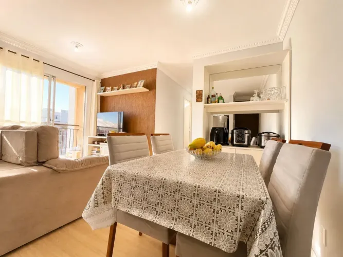 Apartamento Condominio Loureiro 2 dormitorios planejados com sacada - Portal dos Ipês - Ca
