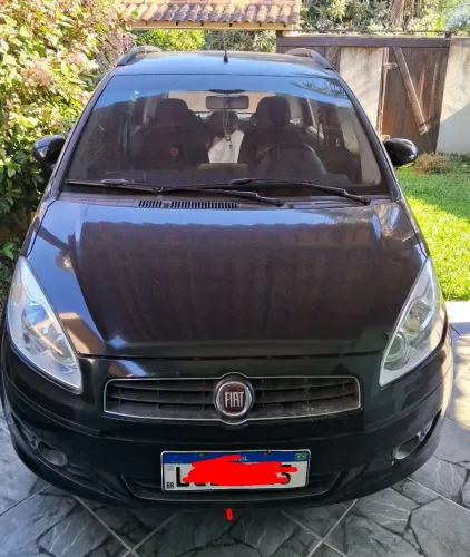 Fiat Idea Attractive 1.4 Fire Flex 8V 5P 2012