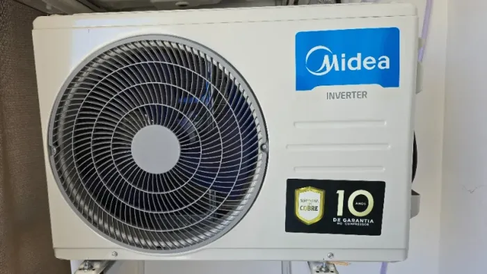 Ar Condicionado Midea Inverter 9.000 BTU Frio (220V) - Gás R-32 - Serpentina de Cobre