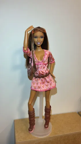 Barbie Fashionista Artsy - W1