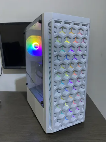 CPu Gamer Intel core i7 7700k 4.6 GHz 16gb Ddr4 NVMe 256GB AMD Rx 580 16GB GDDr5