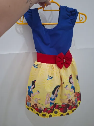 Vestido Branca de Neve - Usado 1vez 