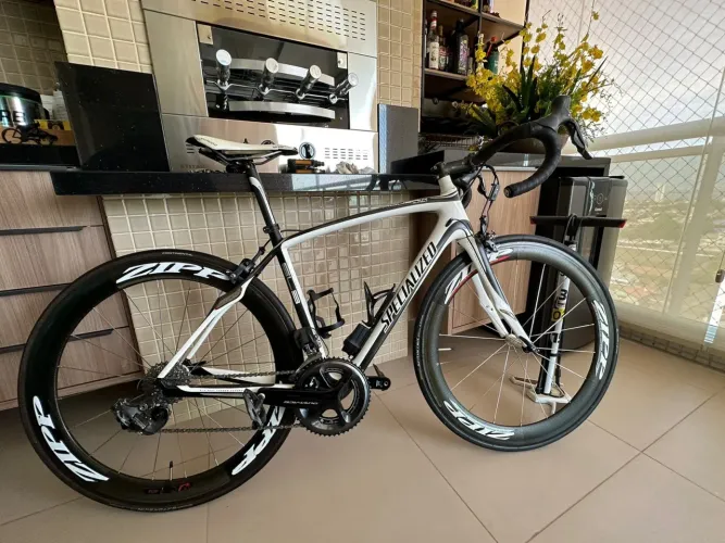 SPECIALIZED ROUBAIX SL3 CARBON + ZIPP 404 + ULTEGRA Di2 + DURA-ACE