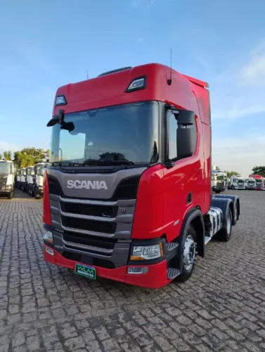 Scania R460 Super 6x2 trucada