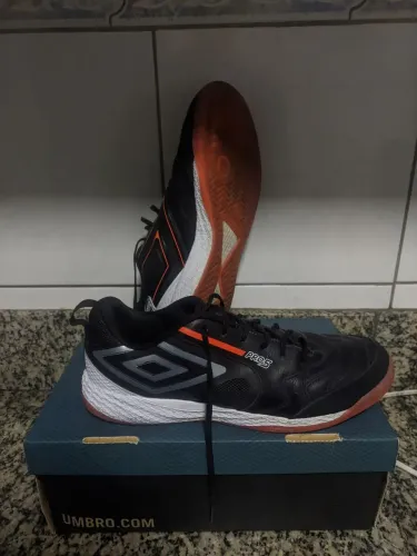 Chuteira Umbro Pro 5 Bump