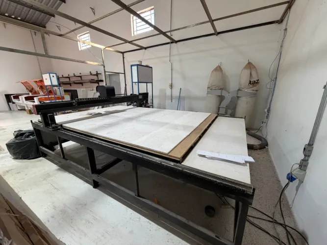 Router CNC 2x3 Metros