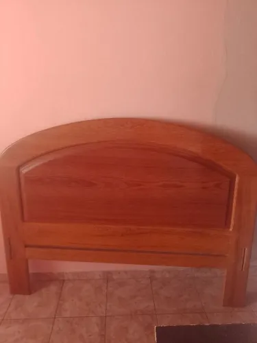 2 Camas de madeira