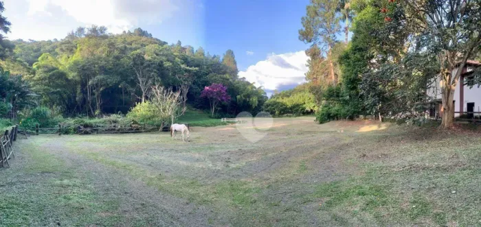 Haras 5 quartos à venda, 12000 m² por R$ 3.500.000 - Itaipava - Petrópolis/RJ