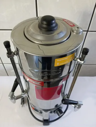 Cafeteira profissional