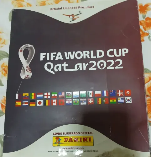 Álbum da copa do mundo Fifa 2022 - 100% completo<br><br>Zap: *
