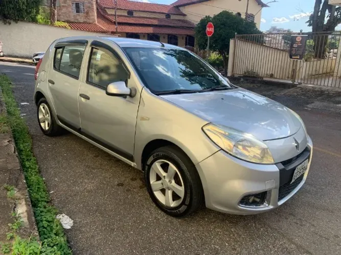 Renault Sandero Expression Hi-flex 1.6 8V 5P 2012