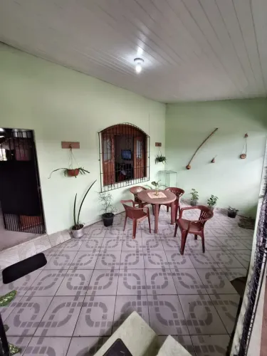 Vendo casa em Icoaraci, c/ 2 quartos, sala de estar, cozinha, banheiro social, pátio e amp